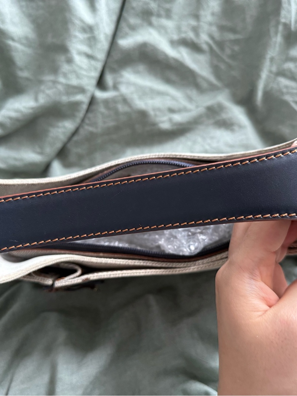 Salvatore Ferragamo Light Blue Beige and Navy Logo-Lined Shoulder Bag - Picture 4 of 7